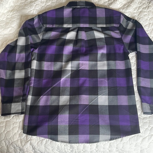 DIXXON long sleeve flannel medium - Picture 4 of 4